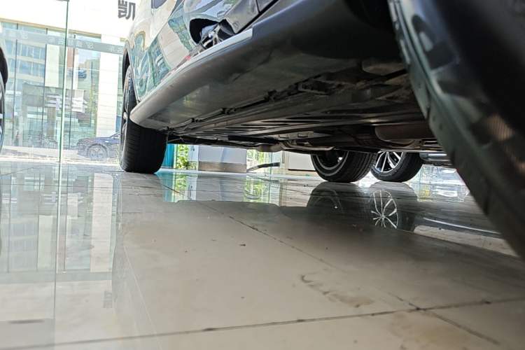 Used Mercedes-Benz GLC 2020 Facelift GLC 300 L 4MATIC Dynamic Edition Right Side Sill