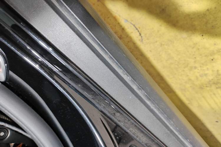 Used Mercedes-Benz GLC 2020 Facelifted GLC 260 L 4MATIC Dynamic Edition Right Side Sill