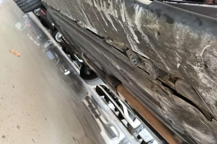 Used Mercedes-Benz GLC 2020 Facelift GLC 300 L 4MATIC Dynamic Edition Right Side Sill
