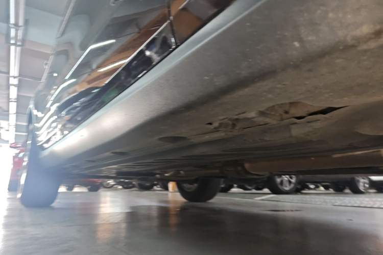 Used Mercedes-Benz GLC 2020 Facelifted GLC 260 L 4MATIC Dynamic Edition Right Side Sill