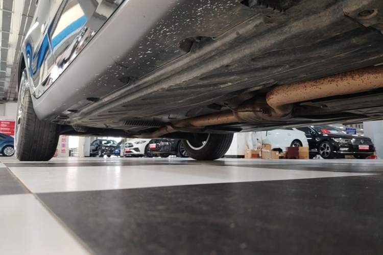 Used Mercedes-Benz GLC 2020 Facelifted GLC 260 L 4MATIC Dynamic Edition Right Side Sill