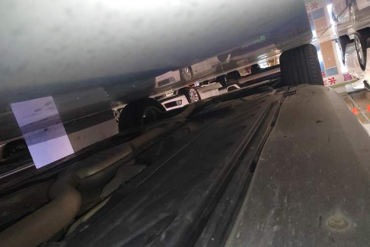 Used Mercedes-Benz GLC 2020 GLC 260 L 4MATIC Luxury Model Right Side Sill