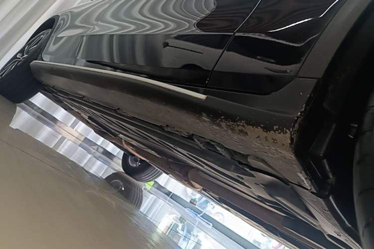 Used Mercedes-Benz GLC 2020 Facelift GLC 300 L 4MATIC Dynamic Edition Right Side Sill