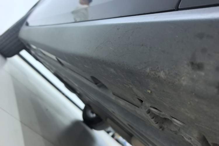 Used Mercedes-Benz GLC 2020 GLC 260 L 4MATIC Luxury Model Right Side Sill