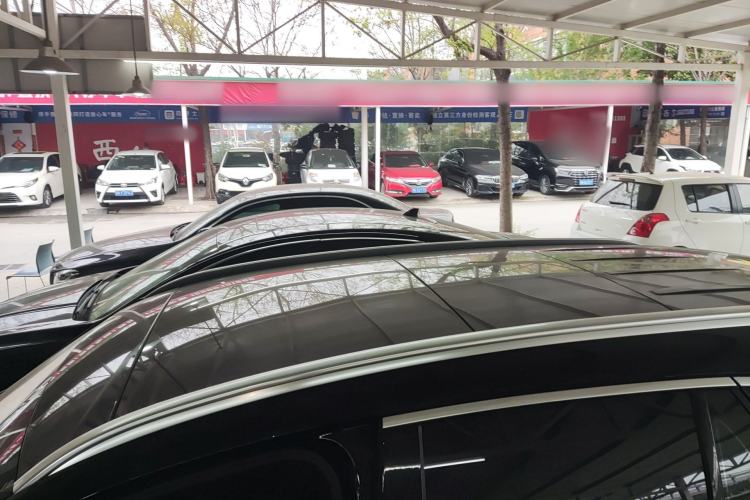 Used Mercedes-Benz GLC 2020 Facelift GLC 300 L 4MATIC Dynamic Edition Roof