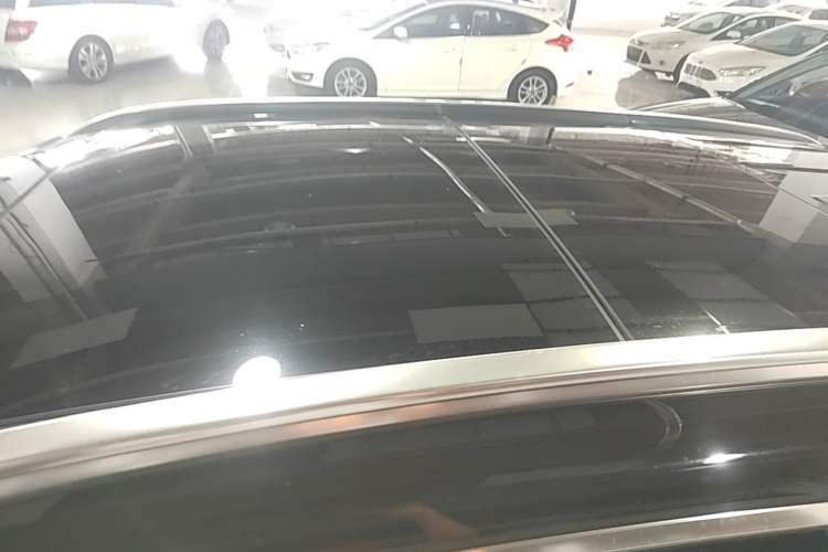 Used Mercedes-Benz GLC 2020 GLC 260 L 4MATIC Luxury Model Roof
