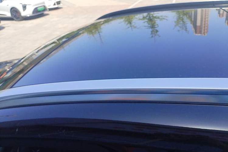 Used Mercedes-Benz GLC 2020 Facelifted GLC 260 L 4MATIC Dynamic Edition Roof