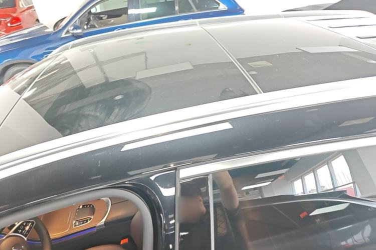 Used Mercedes-Benz GLC 2020 GLC 300 L 4MATIC Luxury Model Roof