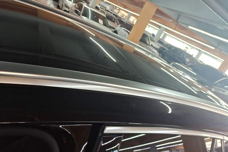 Used Mercedes-Benz GLC 2020 Facelifted GLC 260 L 4MATIC Dynamic Edition Roof