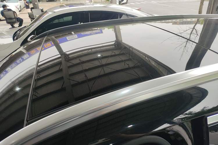Used Mercedes-Benz GLC 2020 Facelifted GLC 260 L 4MATIC Dynamic Edition Roof