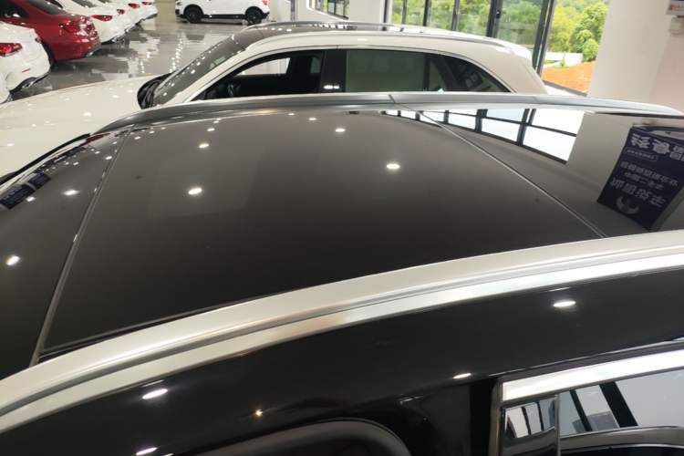 Used Mercedes-Benz GLC 2020 GLC 260 L 4MATIC Luxury Model Roof