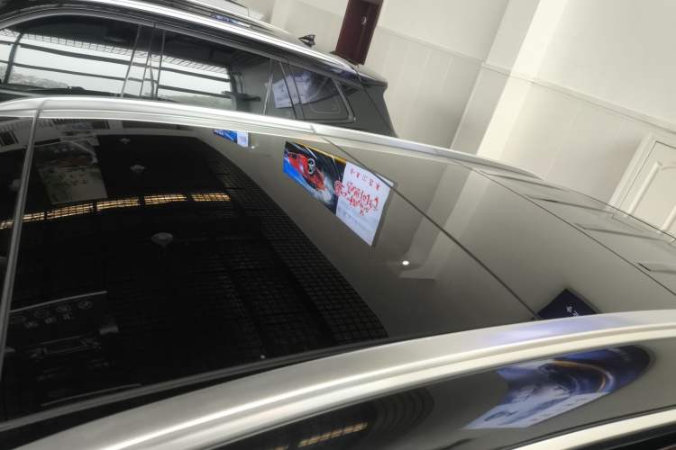 Used Mercedes-Benz GLC 2020 Facelift GLC 300 L 4MATIC Dynamic Edition Roof