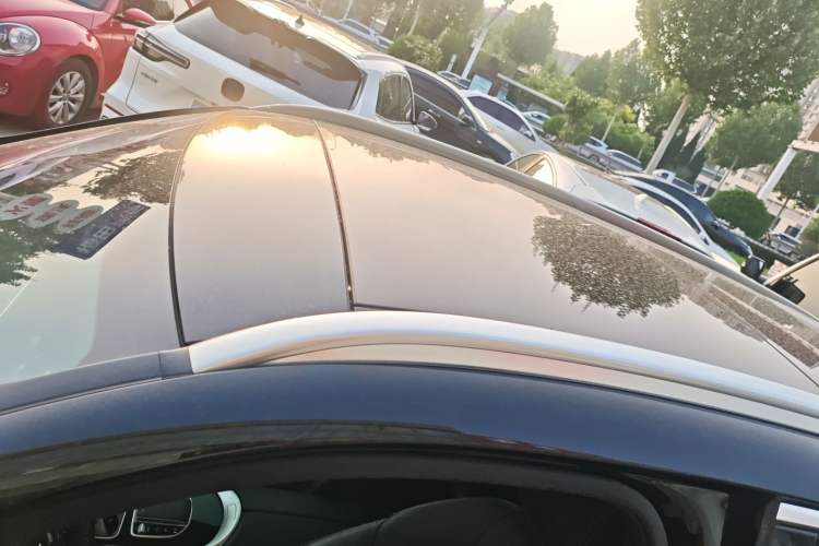 Used Mercedes-Benz GLC 2020 Facelifted GLC 260 L 4MATIC Dynamic Edition Roof
