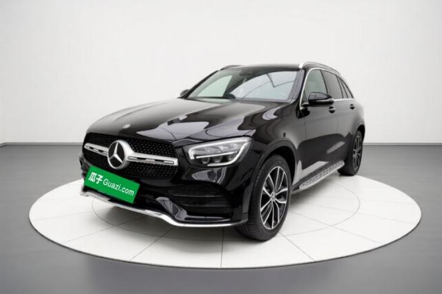 Ojetý Mercedes-Benz GLC 2020 Facelift GLC 300 L 4MATIC Dynamic Edition