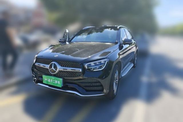 Mercedes-Benz GLC 2020 GLC 260 L 4MATIC Luxury Model usado