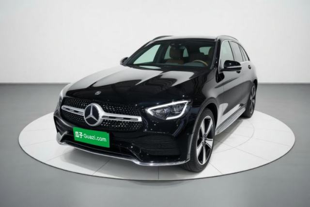 Mercedes-Benz GLC 2020 GLC 300 L 4MATIC Luxury Model مستعملة