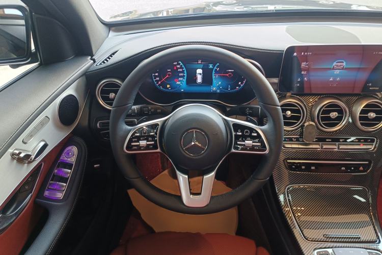 Used Mercedes-Benz GLC 2020 Facelift GLC 260 L 4MATIC Luxury Edition Steering Wheel