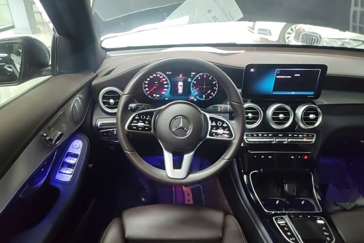 Used Mercedes-Benz GLC 2020 Facelifted GLC 260 L 4MATIC Dynamic Edition Steering Wheel
