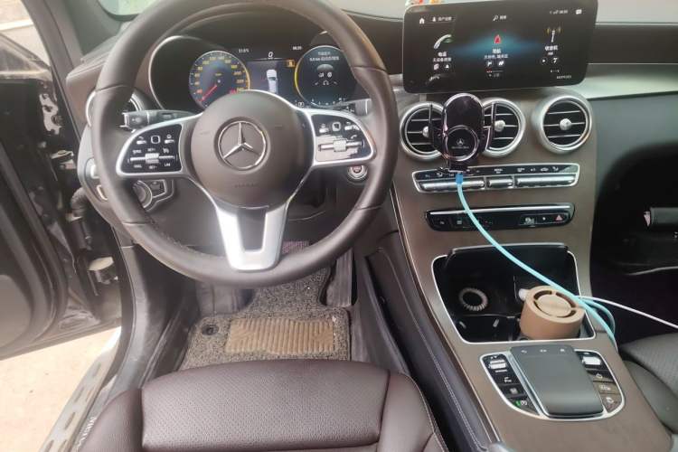 Used Mercedes-Benz GLC 2020 Facelift GLC 300 L 4MATIC Dynamic Edition Steering Wheel