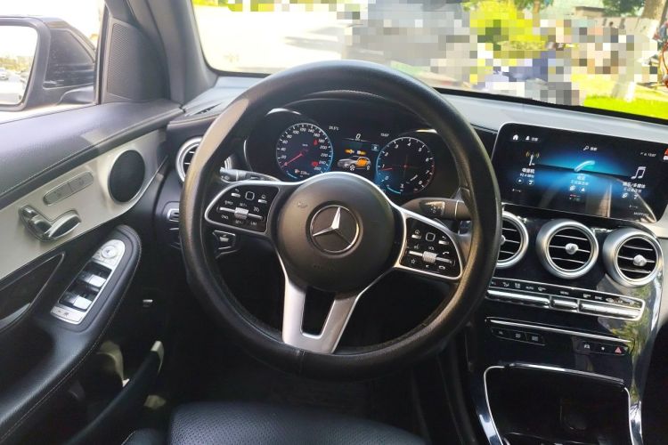 Used Mercedes-Benz GLC 2020 GLC 260 L 4MATIC Dynamic Model Steering Wheel