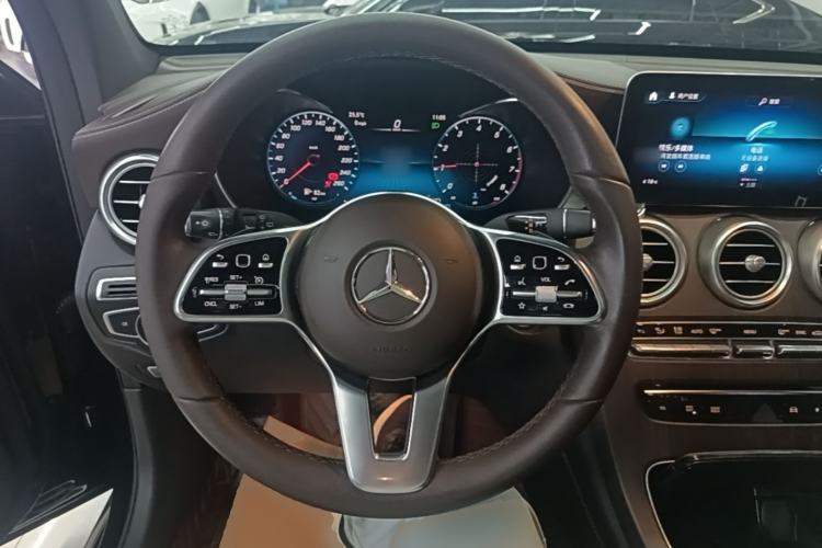 Used Mercedes-Benz GLC 2020 Facelifted GLC 260 L 4MATIC Dynamic Edition Steering Wheel