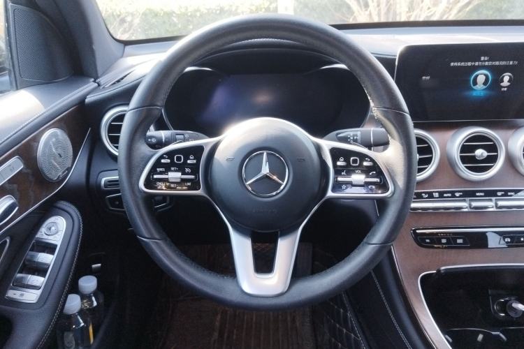 Used Mercedes-Benz GLC 2020 Facelift GLC 260 L 4MATIC Luxury Edition Steering Wheel