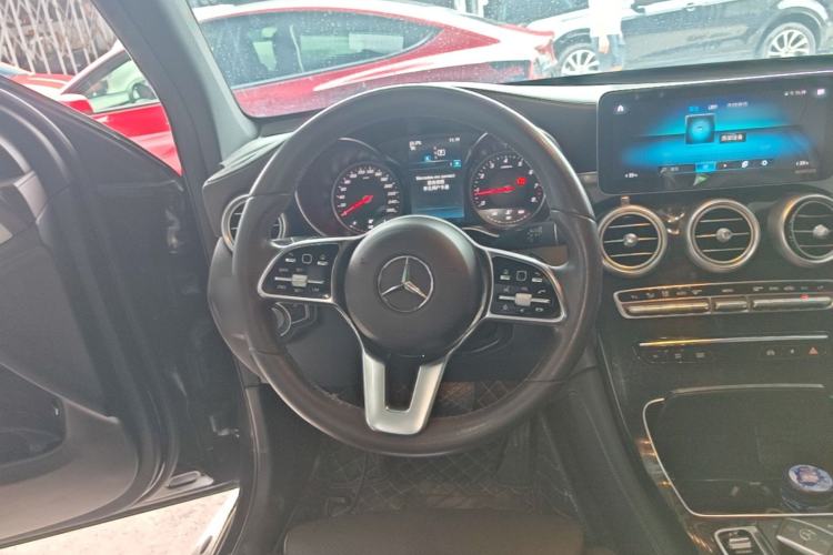 Used Mercedes-Benz GLC 2020 GLC 260 L 4MATIC Dynamic Model Steering Wheel
