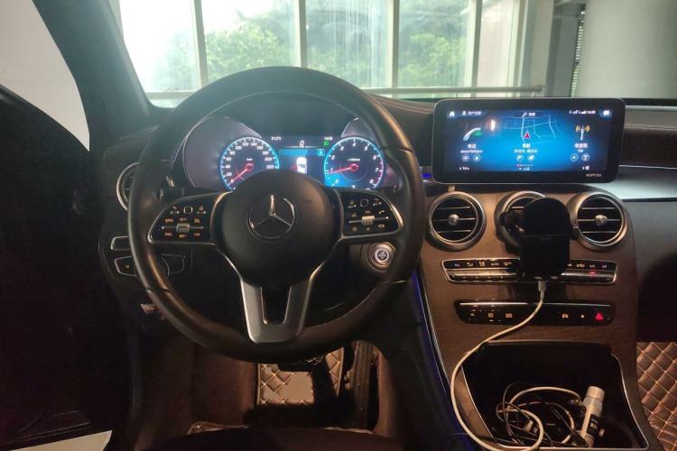 Used Mercedes-Benz GLC 2020 GLC 260 L 4MATIC Luxury Model Steering Wheel