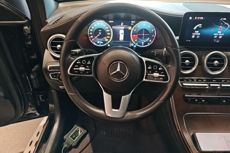Used Mercedes-Benz GLC 2020 GLC 260 L 4MATIC Luxury Model Steering Wheel