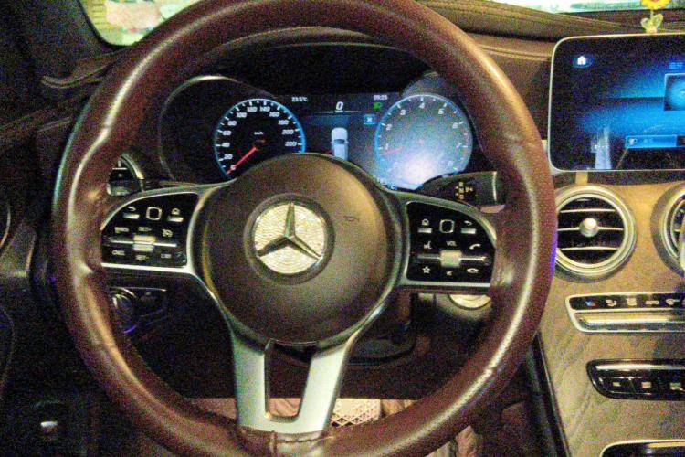 Used Mercedes-Benz GLC 2020 Facelift GLC 260 L 4MATIC Luxury Edition Steering Wheel