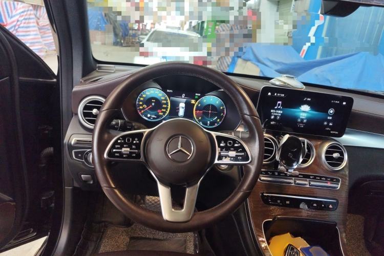 Used Mercedes-Benz GLC 2020 GLC 300 L 4MATIC Dynamic Edition Steering Wheel