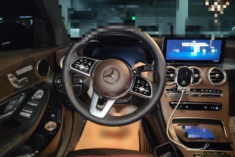 Used Mercedes-Benz GLC 2020 GLC 260 L 4MATIC Luxury Model Steering Wheel