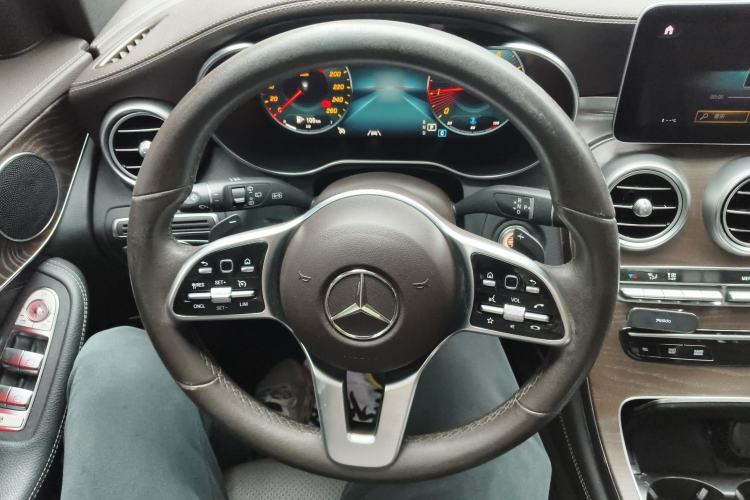 Used Mercedes-Benz GLC 2020 GLC 300 L 4MATIC Dynamic Edition Steering Wheel