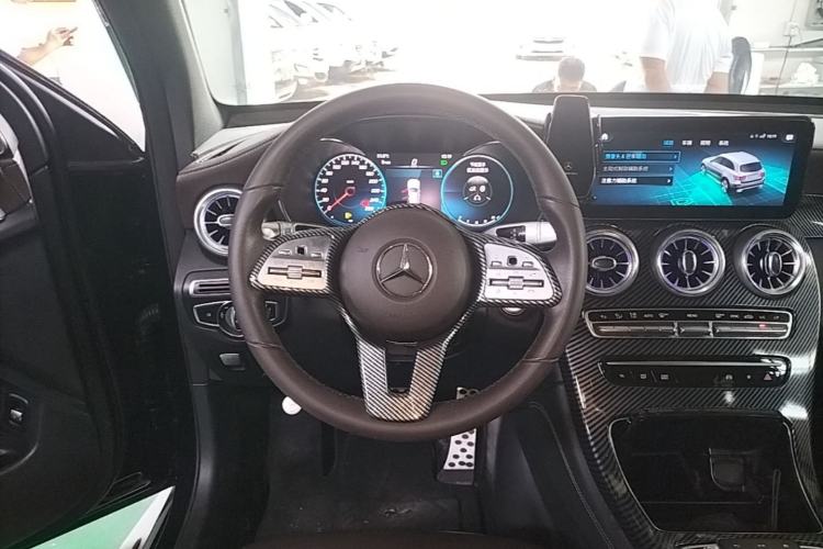 Used Mercedes-Benz GLC 2020 GLC 260 L 4MATIC Dynamic Model Steering Wheel