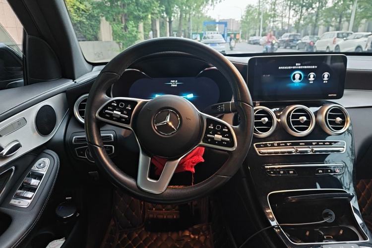 Used Mercedes-Benz GLC 2020 Facelifted GLC 260 L 4MATIC Dynamic Edition Steering Wheel