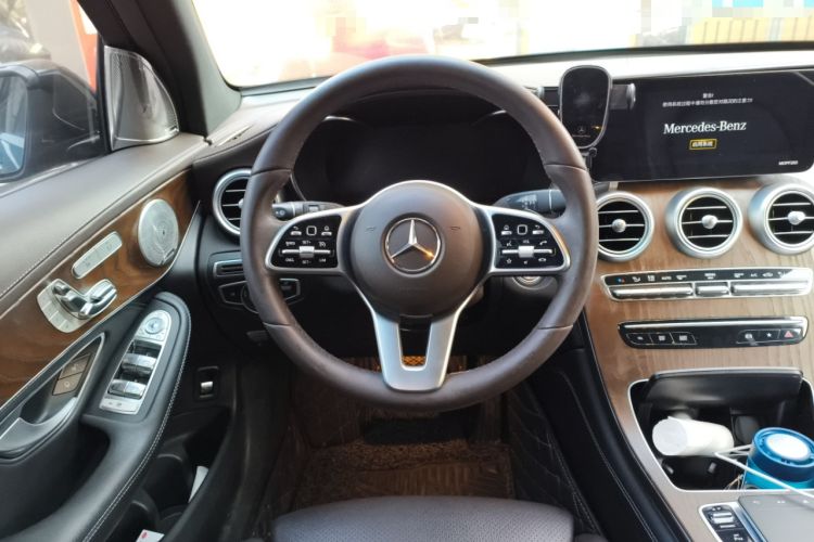 Used Mercedes-Benz GLC 2020 Facelift GLC 300 L 4MATIC Dynamic Edition Steering Wheel