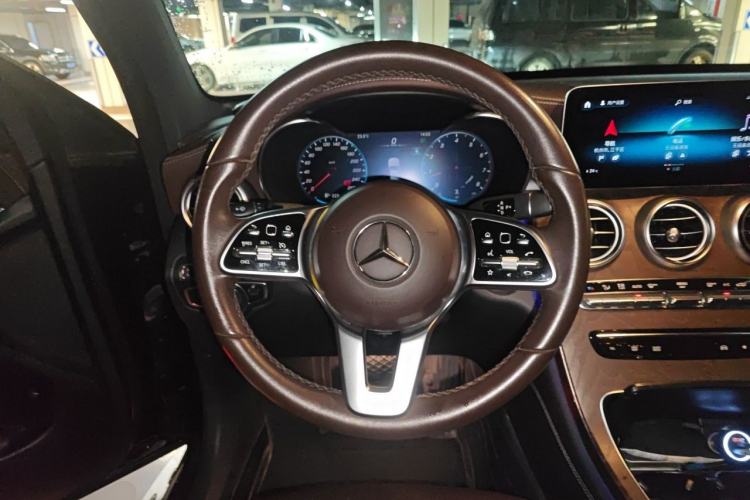 Used Mercedes-Benz GLC 2020 Facelift GLC 300 L 4MATIC Dynamic Edition Steering Wheel
