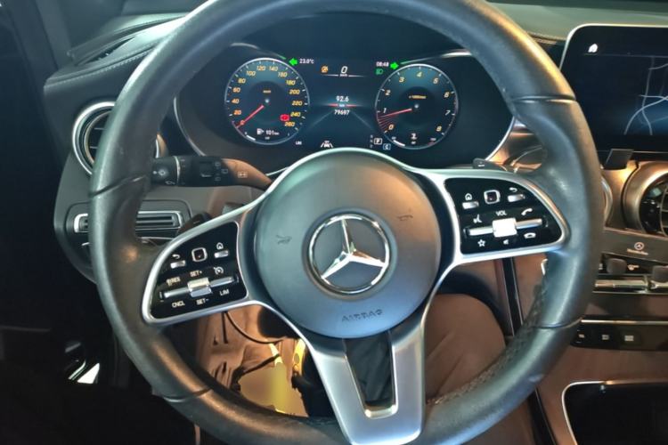 Used Mercedes-Benz GLC 2020 Facelift GLC 300 L 4MATIC Dynamic Edition Steering Wheel