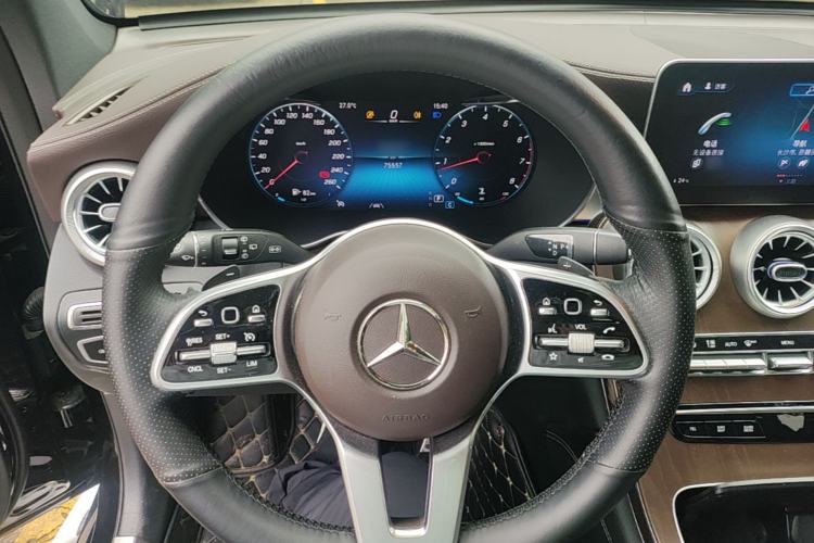 Used Mercedes-Benz GLC 2020 GLC 300 L 4MATIC Dynamic Edition Steering Wheel