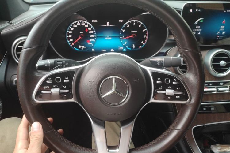 Used Mercedes-Benz GLC 2020 GLC 300 L 4MATIC Luxury Model Steering Wheel