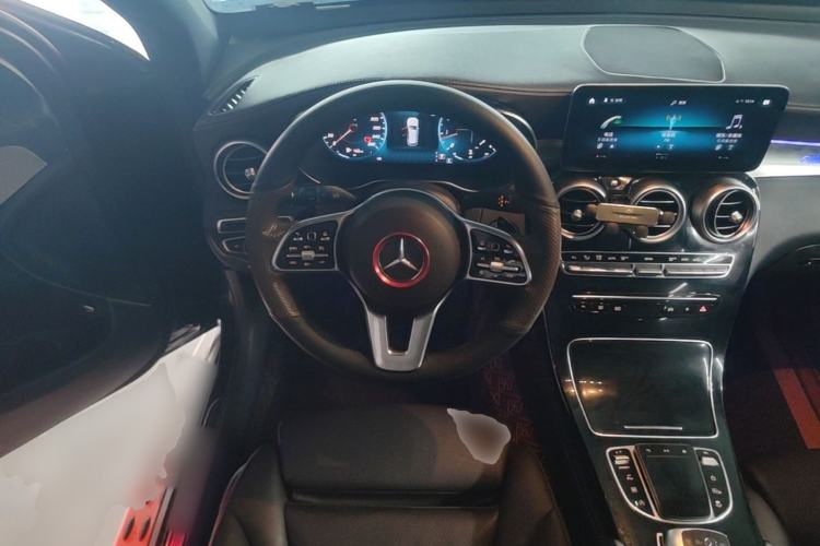 Used Mercedes-Benz GLC 2020 GLC 260 L 4MATIC Dynamic Model Steering Wheel