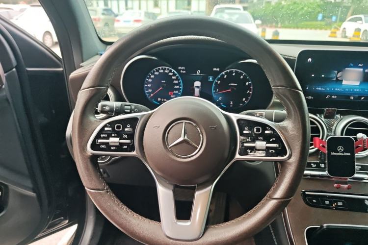 Used Mercedes-Benz GLC 2020 Facelift GLC 300 L 4MATIC Dynamic Edition Steering Wheel