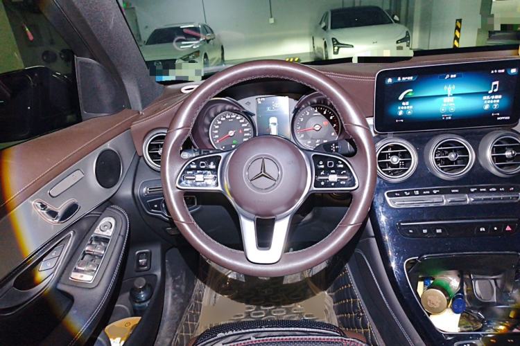 Used Mercedes-Benz GLC 2020 GLC 260 L 4MATIC Dynamic Model Steering Wheel