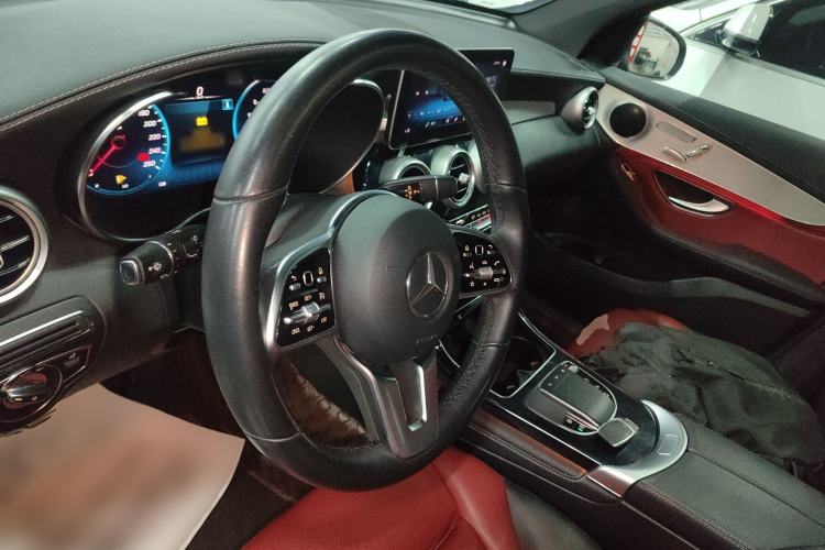 Used Mercedes-Benz GLC 2020 GLC 260 L 4MATIC Luxury Model Steering Wheel