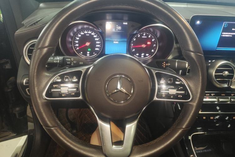 Used Mercedes-Benz GLC 2020 GLC 260 L 4MATIC Dynamic Model Steering Wheel