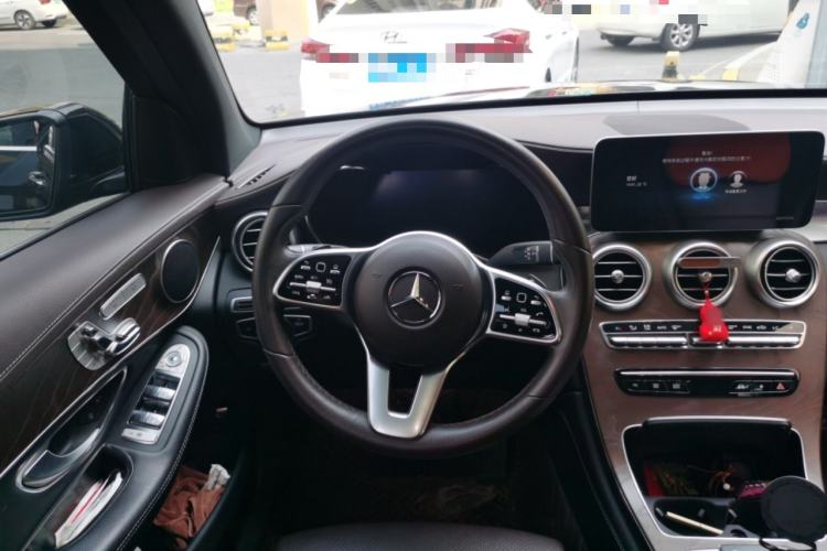 Used Mercedes-Benz GLC 2020 GLC 300 L 4MATIC Dynamic Edition Steering Wheel