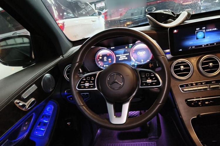 Used Mercedes-Benz GLC 2020 GLC 260 L 4MATIC Luxury Model Steering Wheel