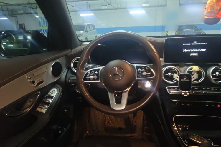 Used Mercedes-Benz GLC 2020 Facelifted GLC 260 L 4MATIC Dynamic Edition Steering Wheel