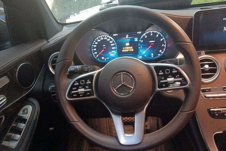 Used Mercedes-Benz GLC 2020 GLC 300 L 4MATIC Dynamic Edition Steering Wheel