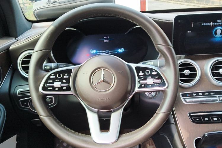 Used Mercedes-Benz GLC 2020 Facelift GLC 300 L 4MATIC Dynamic Edition Steering Wheel